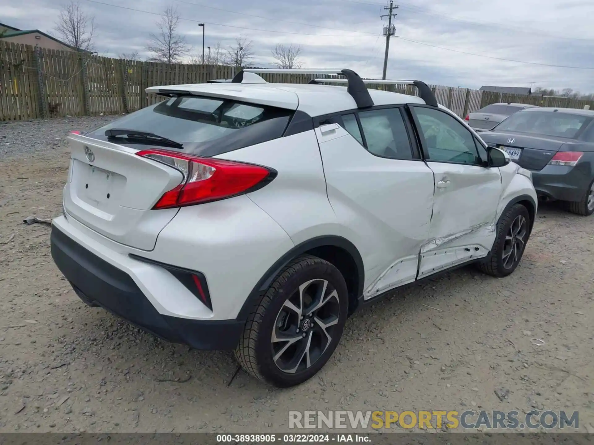 4 Фотография поврежденного автомобиля NMTKHMBX7KR087915 TOYOTA C-HR 2019