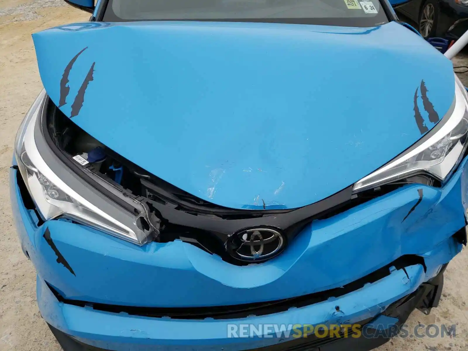 7 Photograph of a damaged car NMTKHMBX7KR088417 TOYOTA C-HR 2019