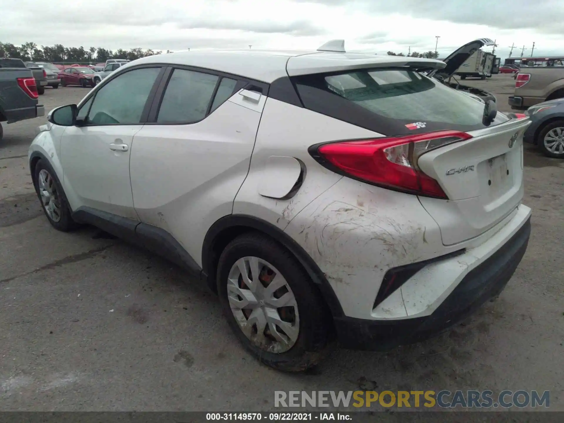 3 Photograph of a damaged car NMTKHMBX7KR090586 TOYOTA C-HR 2019