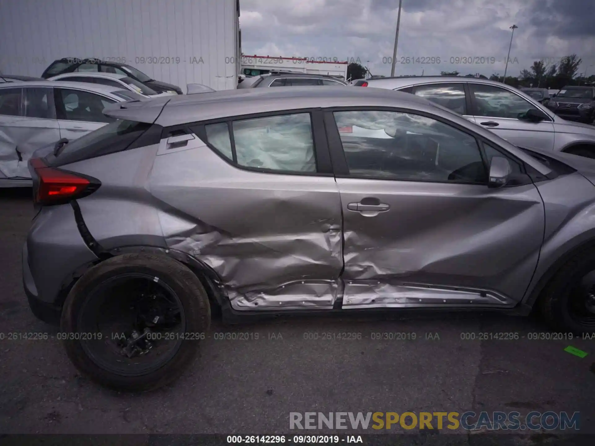 6 Photograph of a damaged car NMTKHMBX7KR092984 TOYOTA C-HR 2019