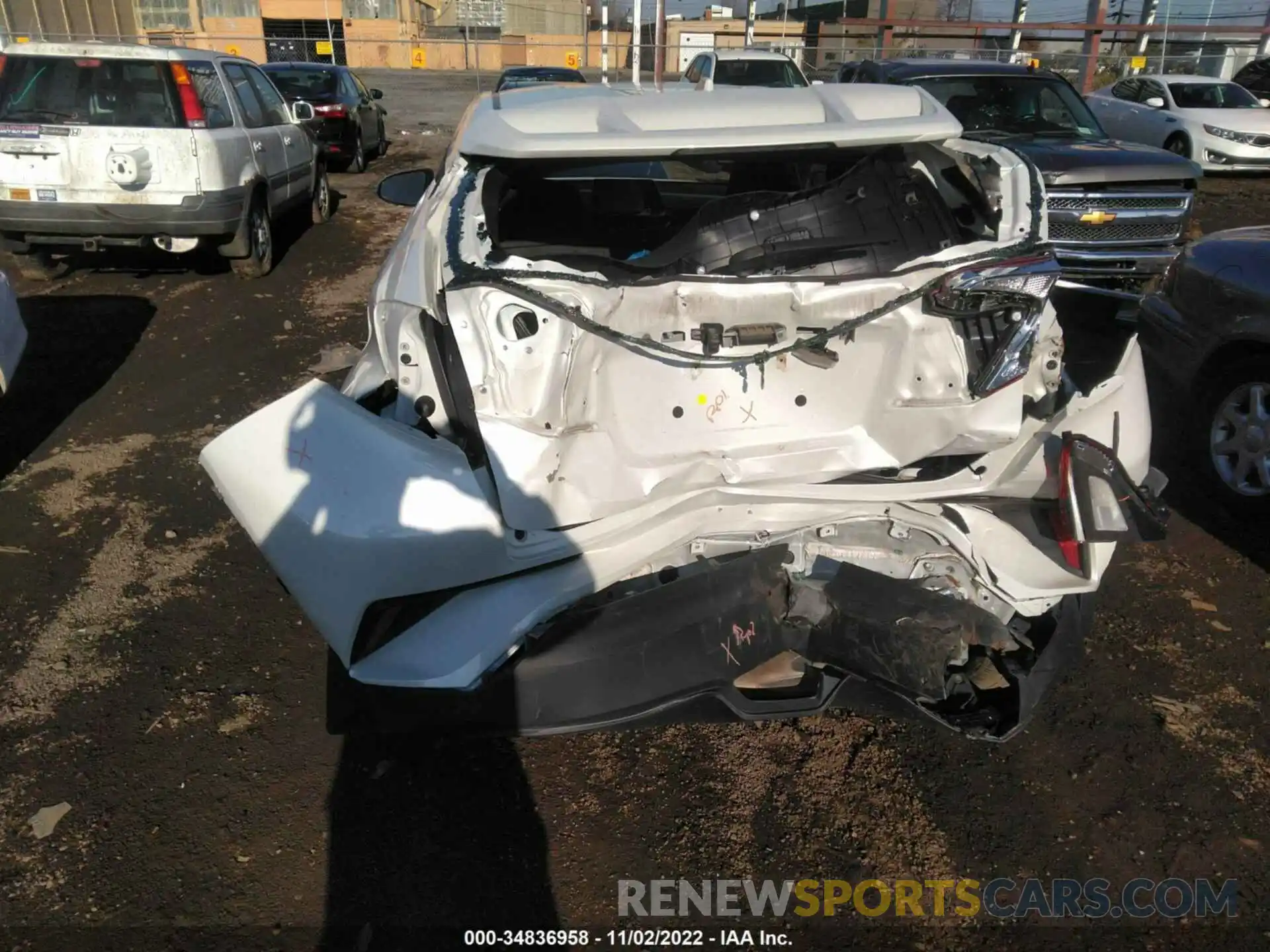 6 Photograph of a damaged car NMTKHMBX7KR095738 TOYOTA C-HR 2019