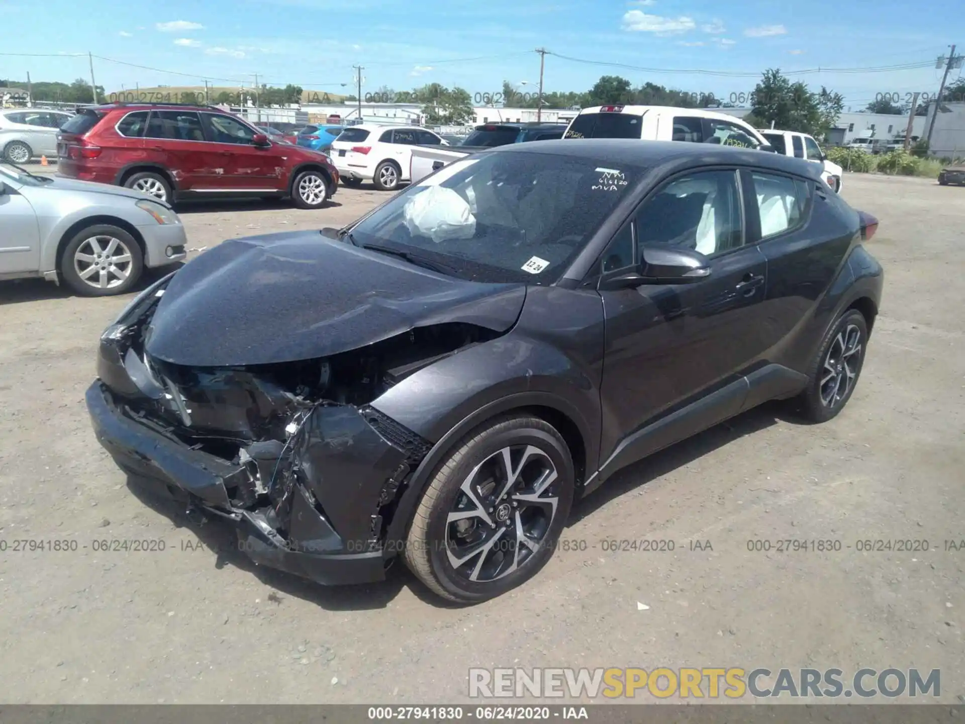 2 Photograph of a damaged car NMTKHMBX7KR099675 TOYOTA C-HR 2019