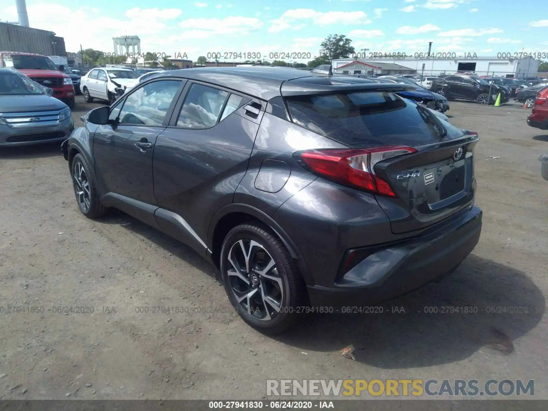 3 Photograph of a damaged car NMTKHMBX7KR099675 TOYOTA C-HR 2019