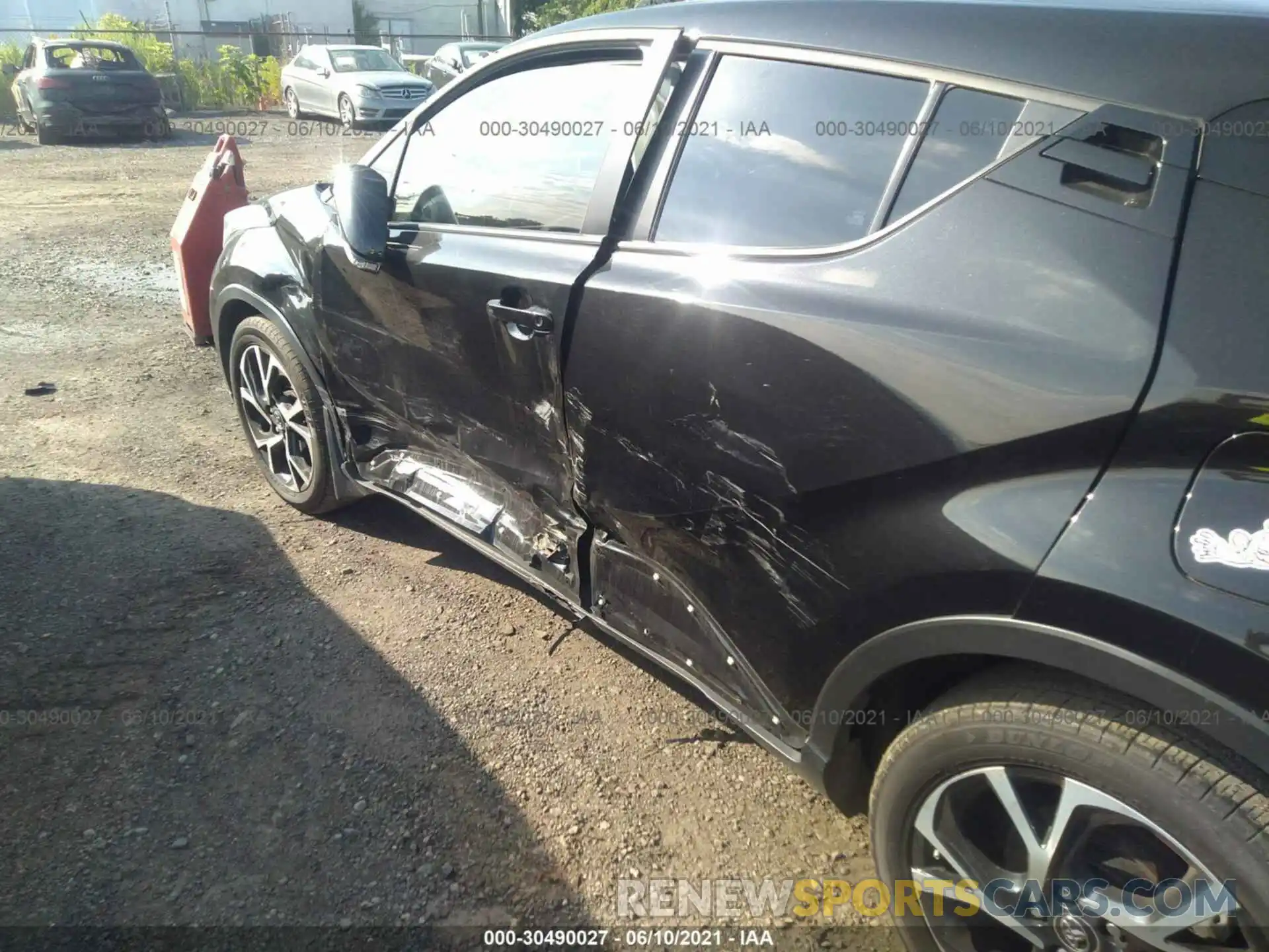 6 Photograph of a damaged car NMTKHMBX7KR099949 TOYOTA C-HR 2019