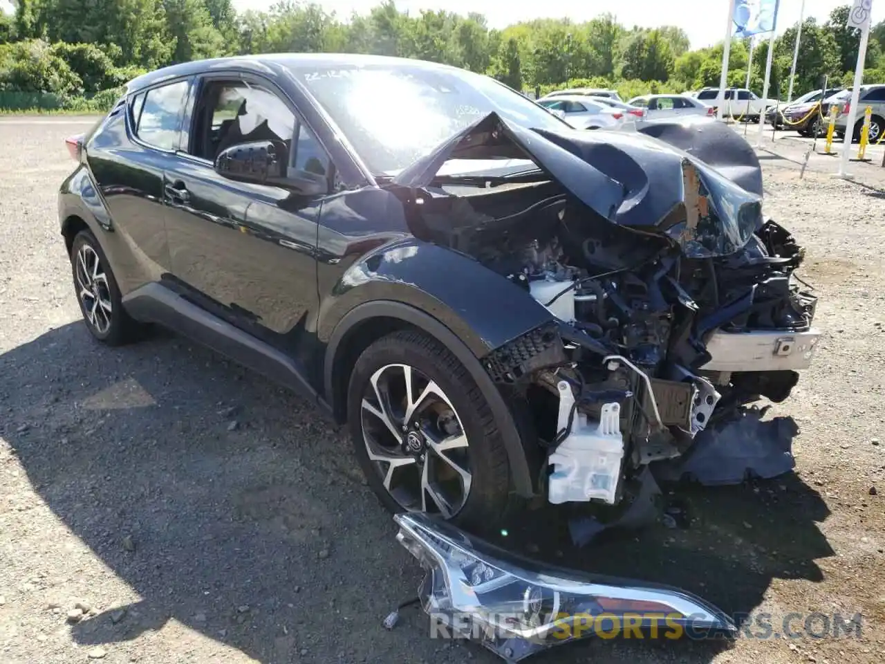 1 Photograph of a damaged car NMTKHMBX8KR069729 TOYOTA C-HR 2019