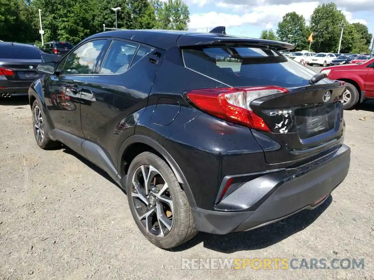 3 Photograph of a damaged car NMTKHMBX8KR069729 TOYOTA C-HR 2019