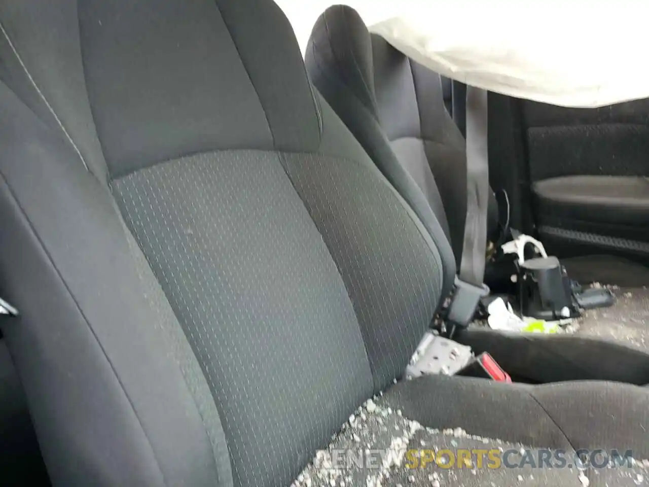 10 Photograph of a damaged car NMTKHMBX8KR070492 TOYOTA C-HR 2019