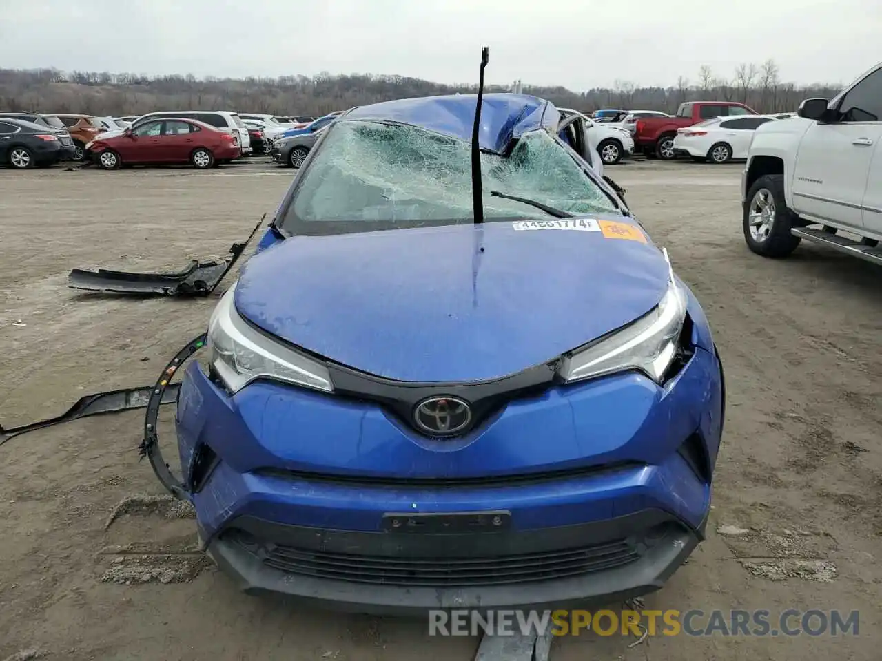 5 Photograph of a damaged car NMTKHMBX8KR070492 TOYOTA C-HR 2019