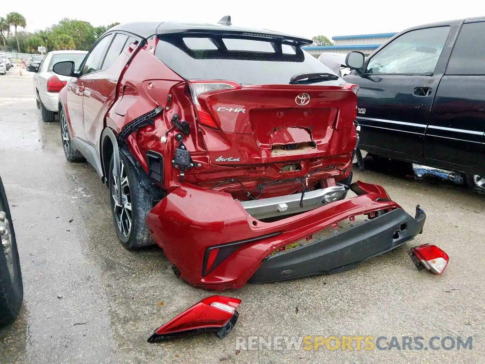 3 Photograph of a damaged car NMTKHMBX8KR072498 TOYOTA C-HR 2019