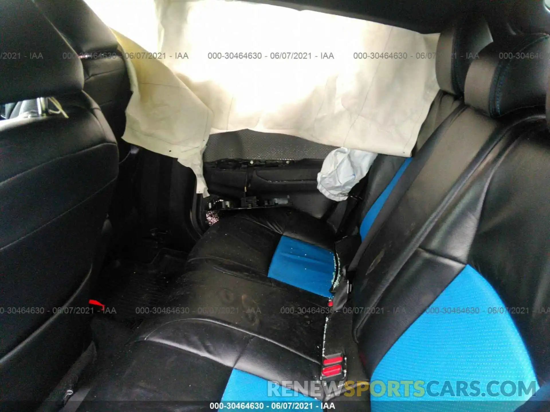 8 Фотография поврежденного автомобиля NMTKHMBX8KR073411 TOYOTA C-HR 2019