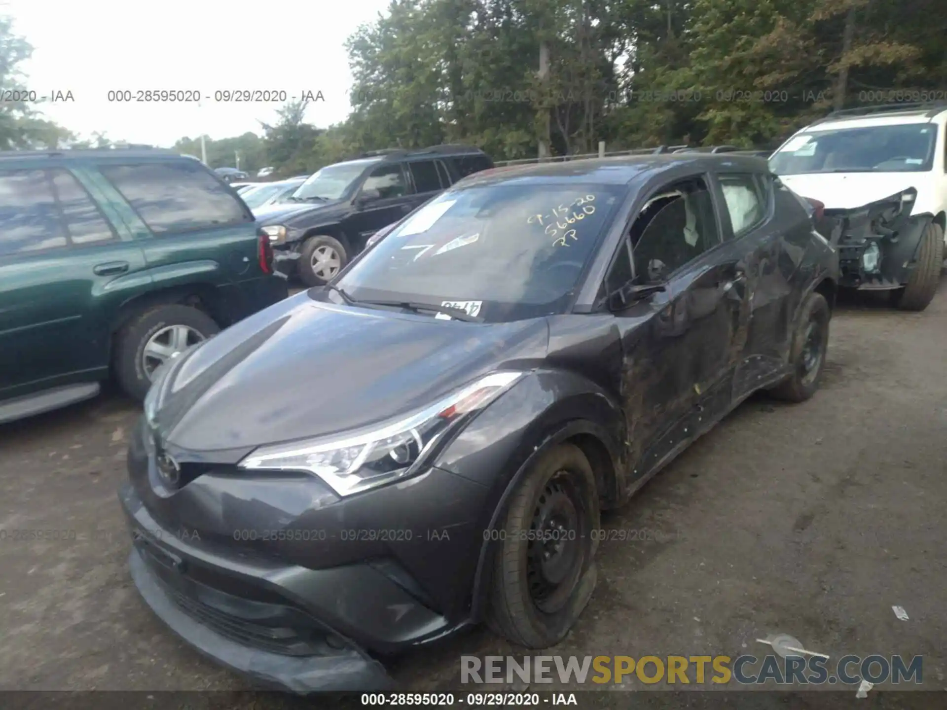 2 Фотография поврежденного автомобиля NMTKHMBX8KR078379 TOYOTA C-HR 2019