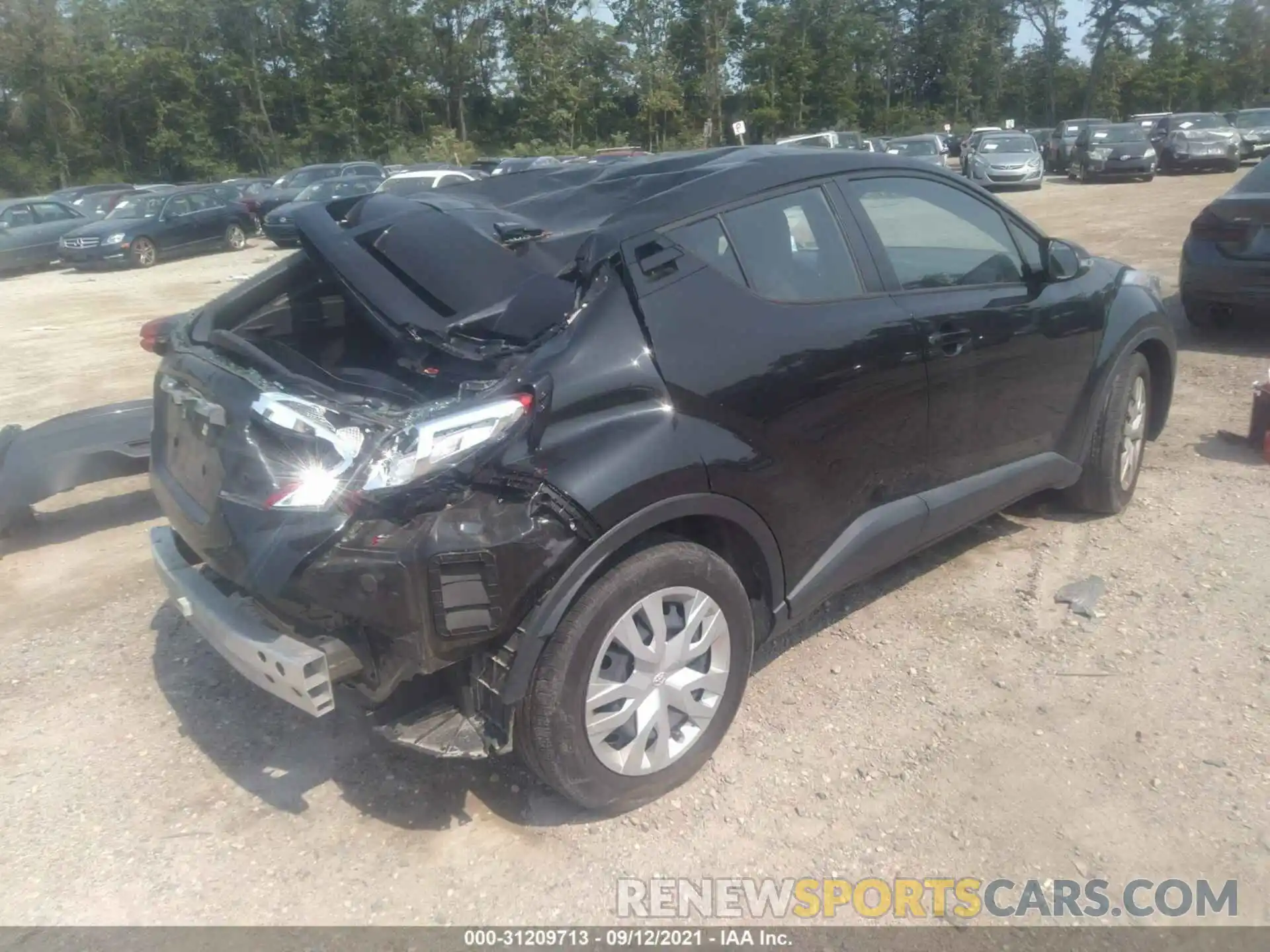 4 Фотография поврежденного автомобиля NMTKHMBX8KR079340 TOYOTA C-HR 2019