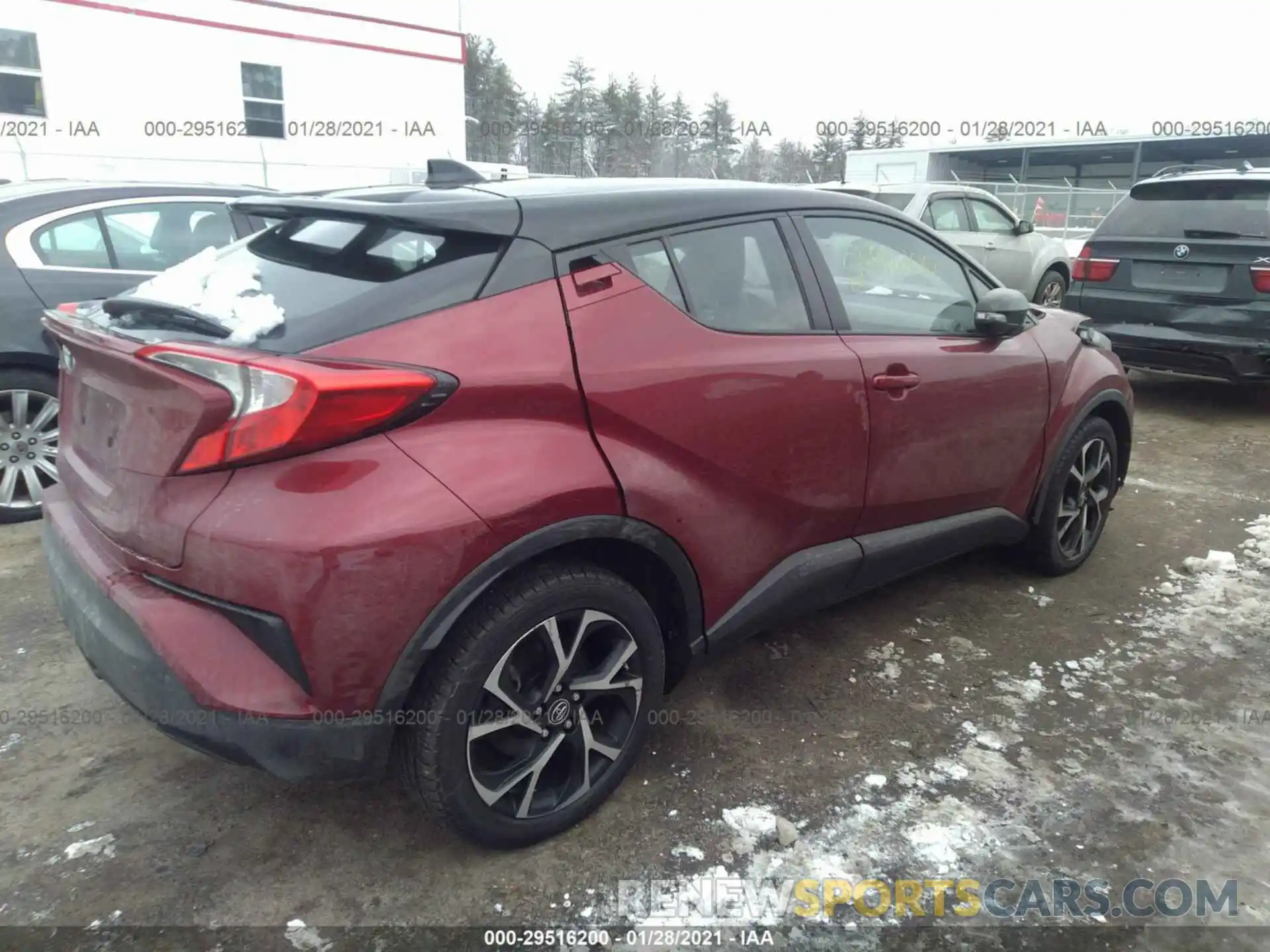 4 Фотография поврежденного автомобиля NMTKHMBX8KR081850 TOYOTA C-HR 2019