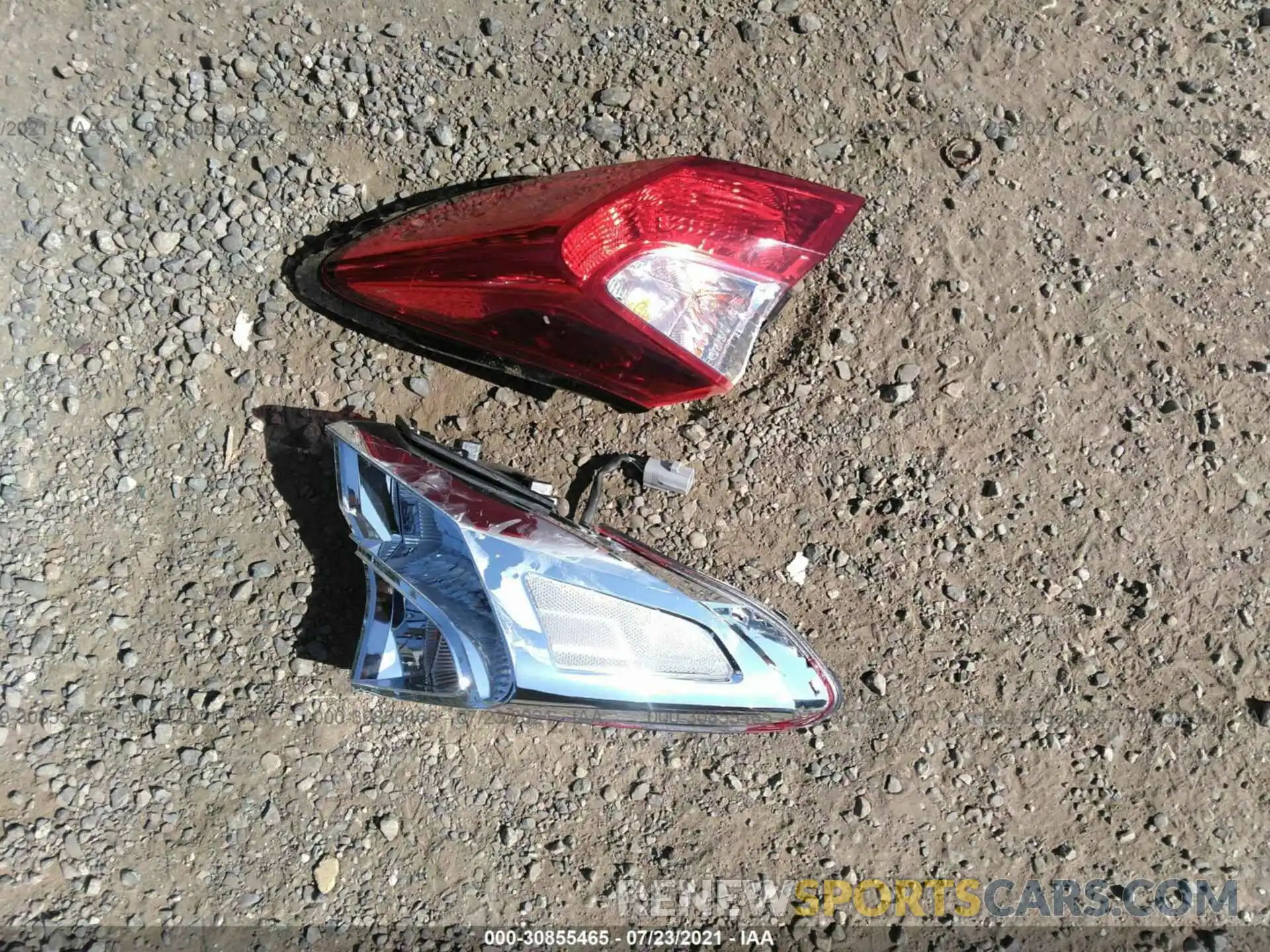 12 Photograph of a damaged car NMTKHMBX8KR081959 TOYOTA C-HR 2019