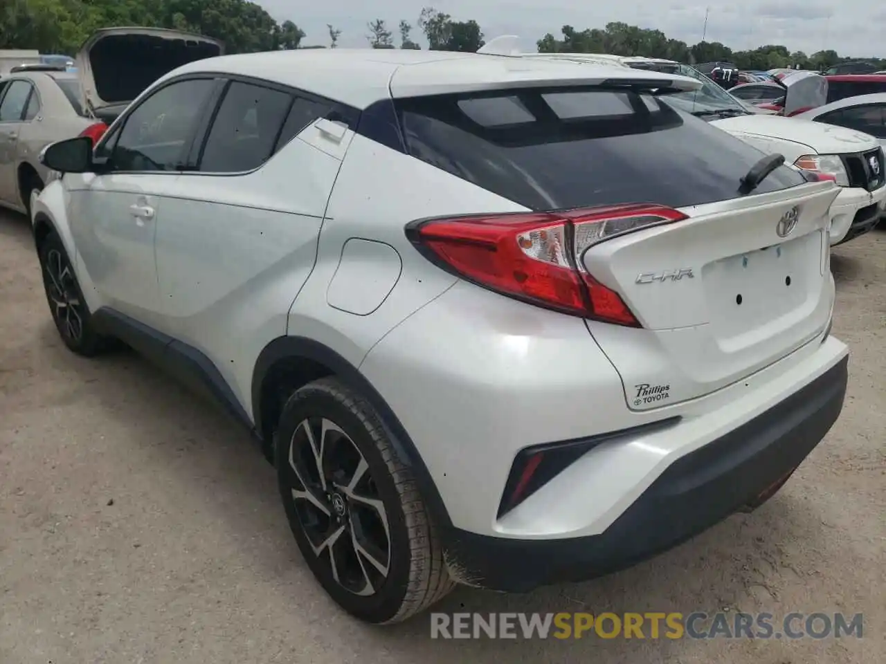 3 Photograph of a damaged car NMTKHMBX8KR082089 TOYOTA C-HR 2019