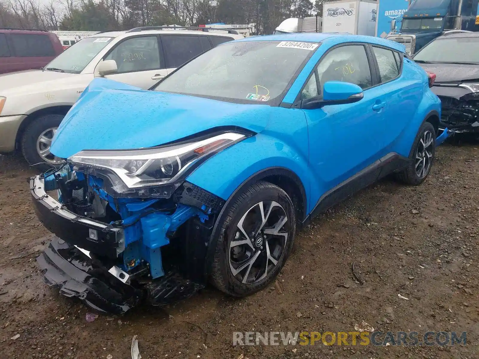 2 Фотография поврежденного автомобиля NMTKHMBX8KR086112 TOYOTA C-HR 2019