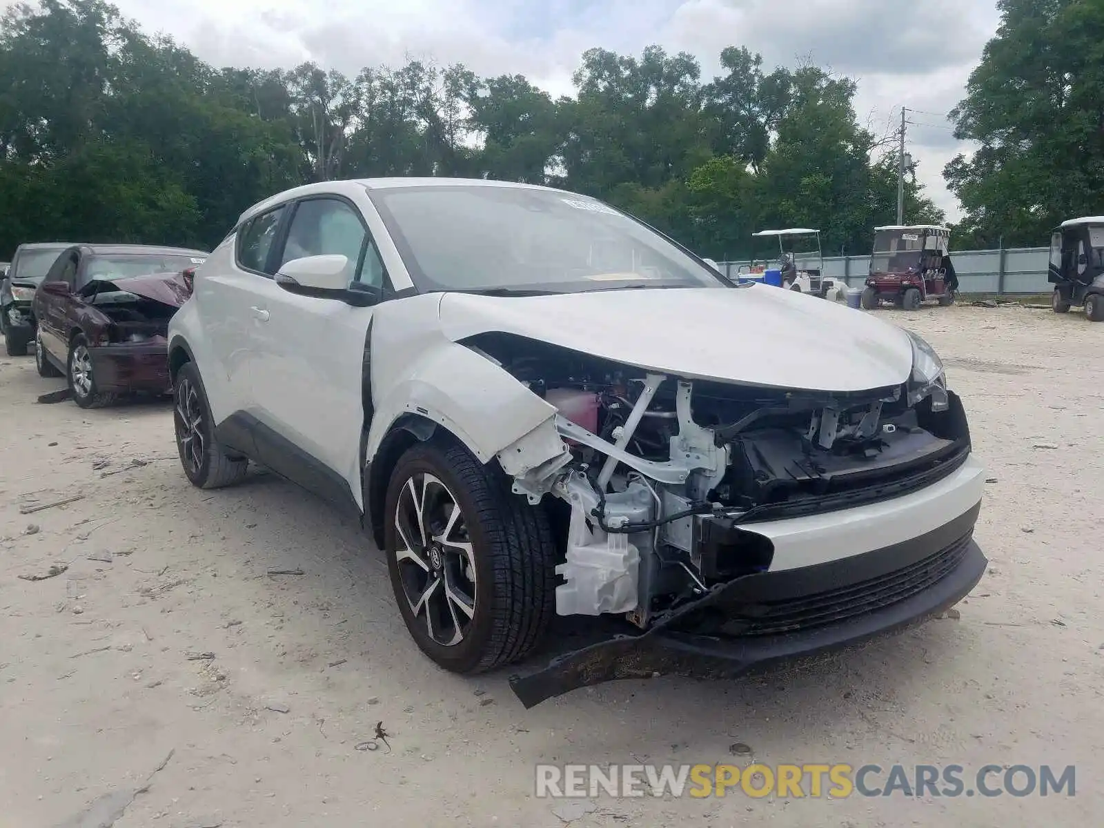 1 Photograph of a damaged car NMTKHMBX8KR086482 TOYOTA C-HR 2019