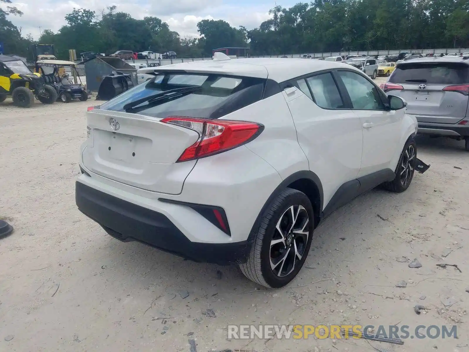 4 Photograph of a damaged car NMTKHMBX8KR086482 TOYOTA C-HR 2019