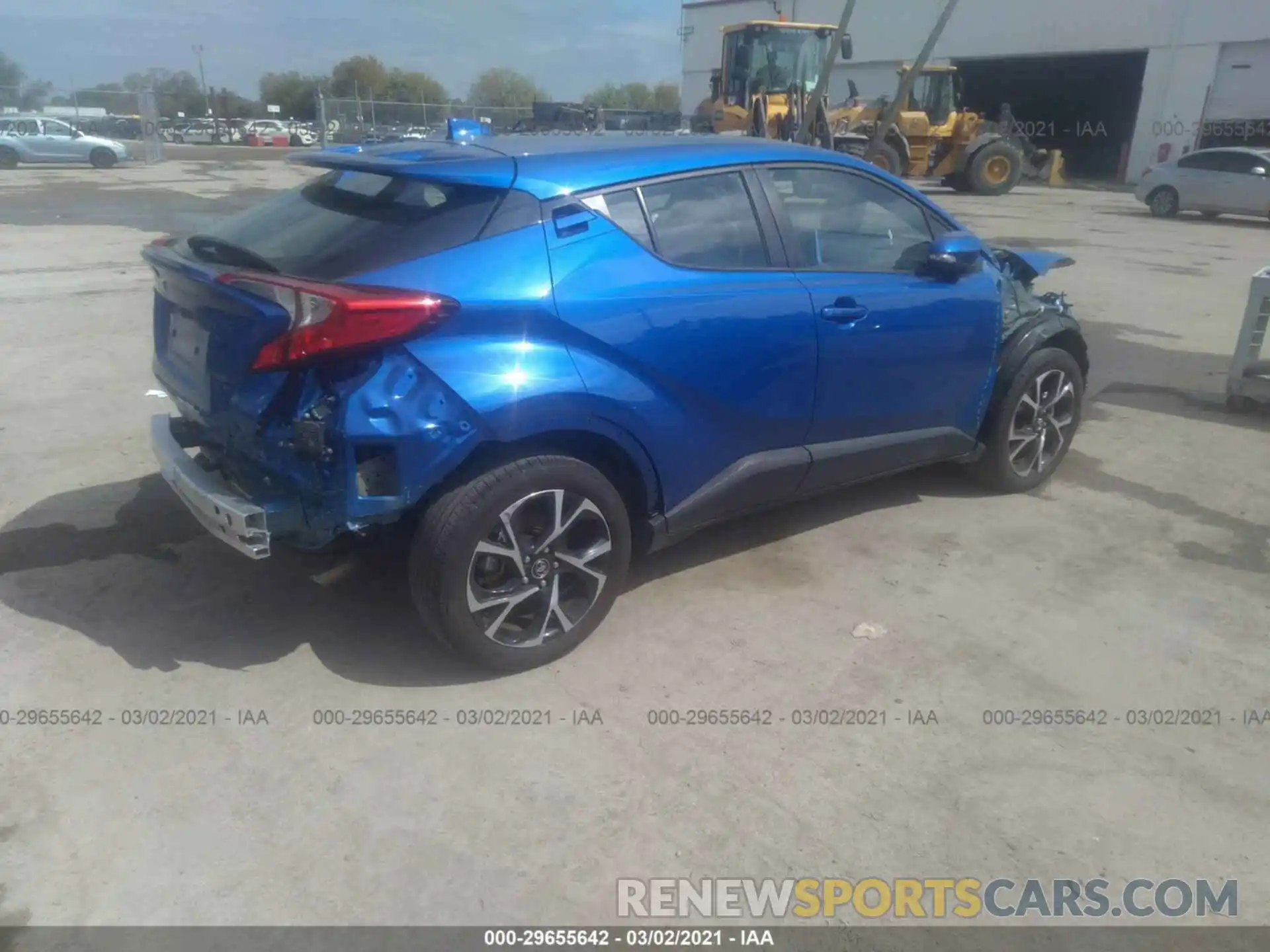 4 Фотография поврежденного автомобиля NMTKHMBX8KR087700 TOYOTA C-HR 2019