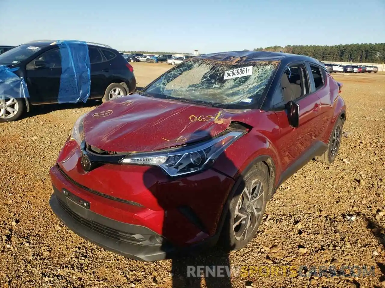 2 Photograph of a damaged car NMTKHMBX8KR090631 TOYOTA C-HR 2019