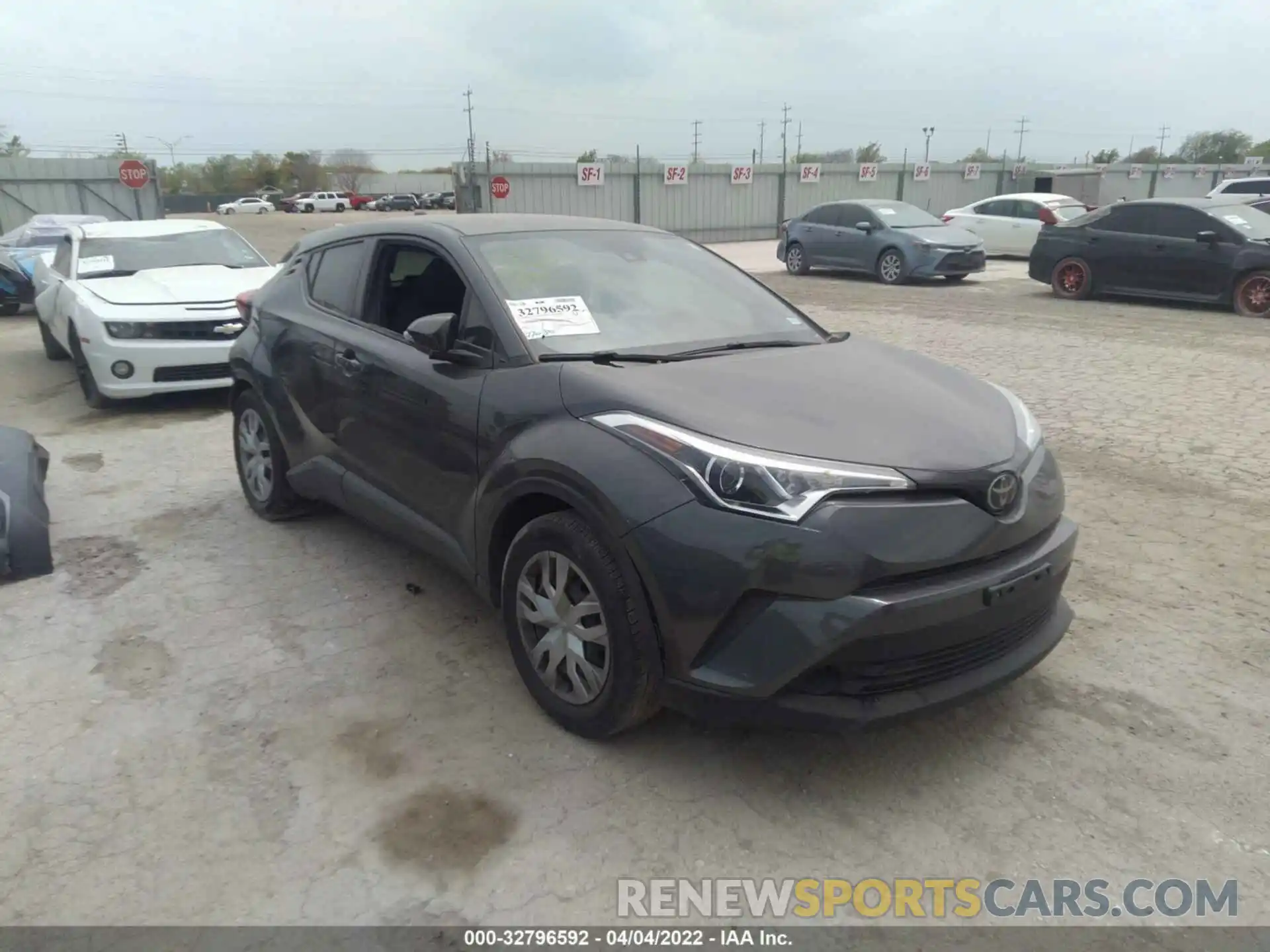 1 Photograph of a damaged car NMTKHMBX8KR091469 TOYOTA C-HR 2019