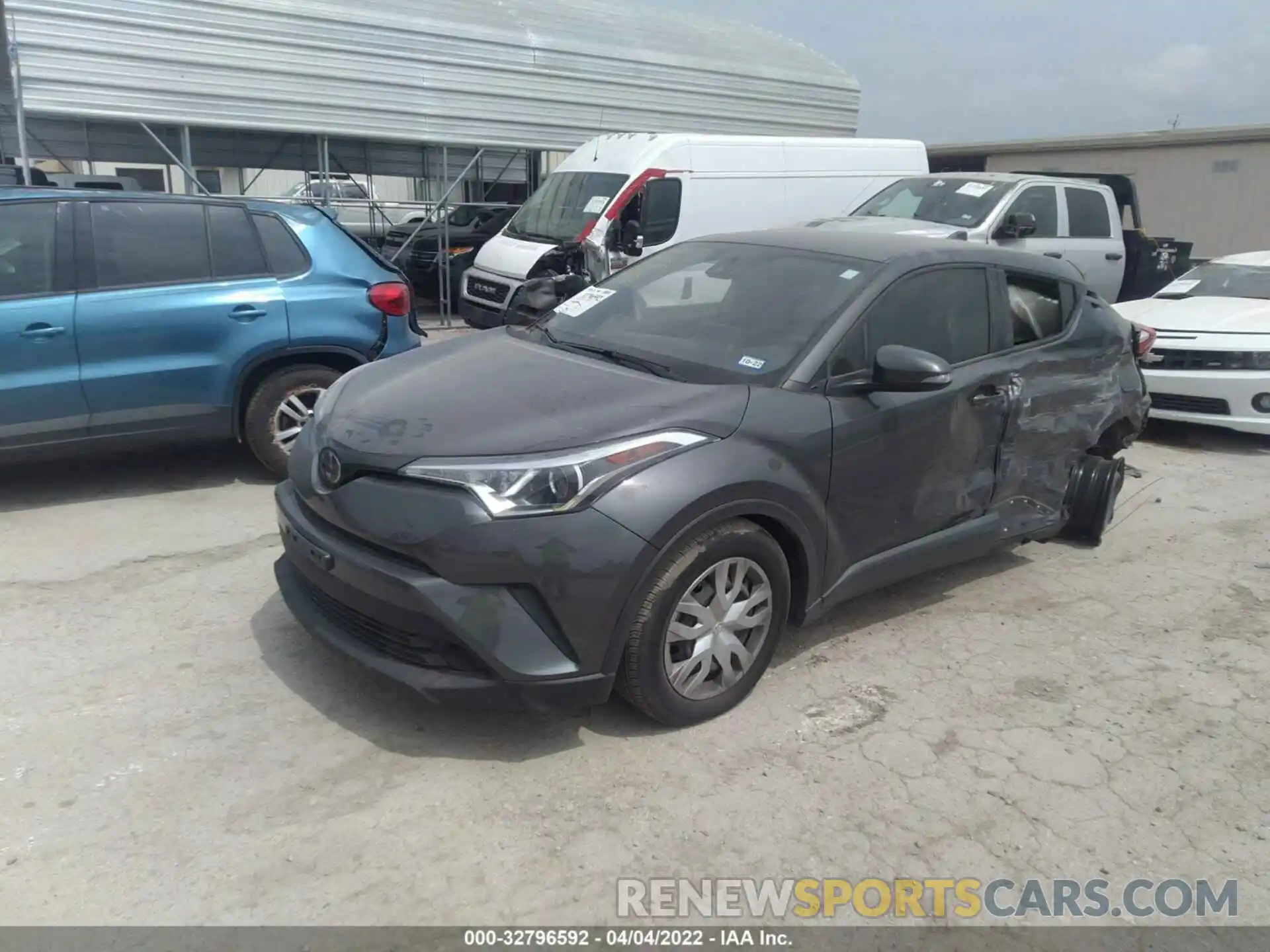 2 Фотография поврежденного автомобиля NMTKHMBX8KR091469 TOYOTA C-HR 2019