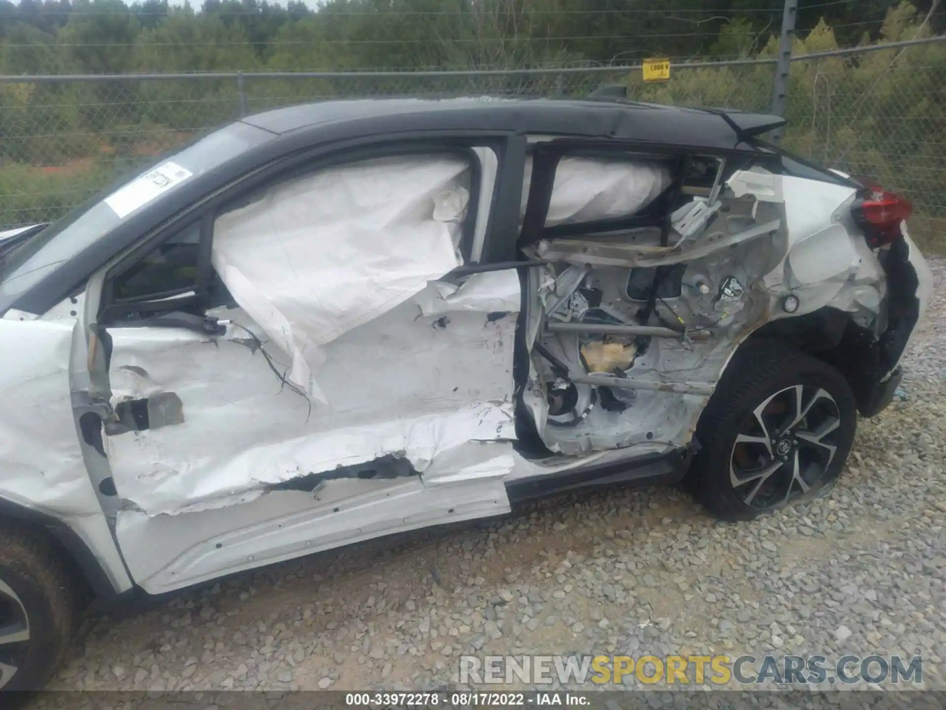 6 Photograph of a damaged car NMTKHMBX8KR092122 TOYOTA C-HR 2019