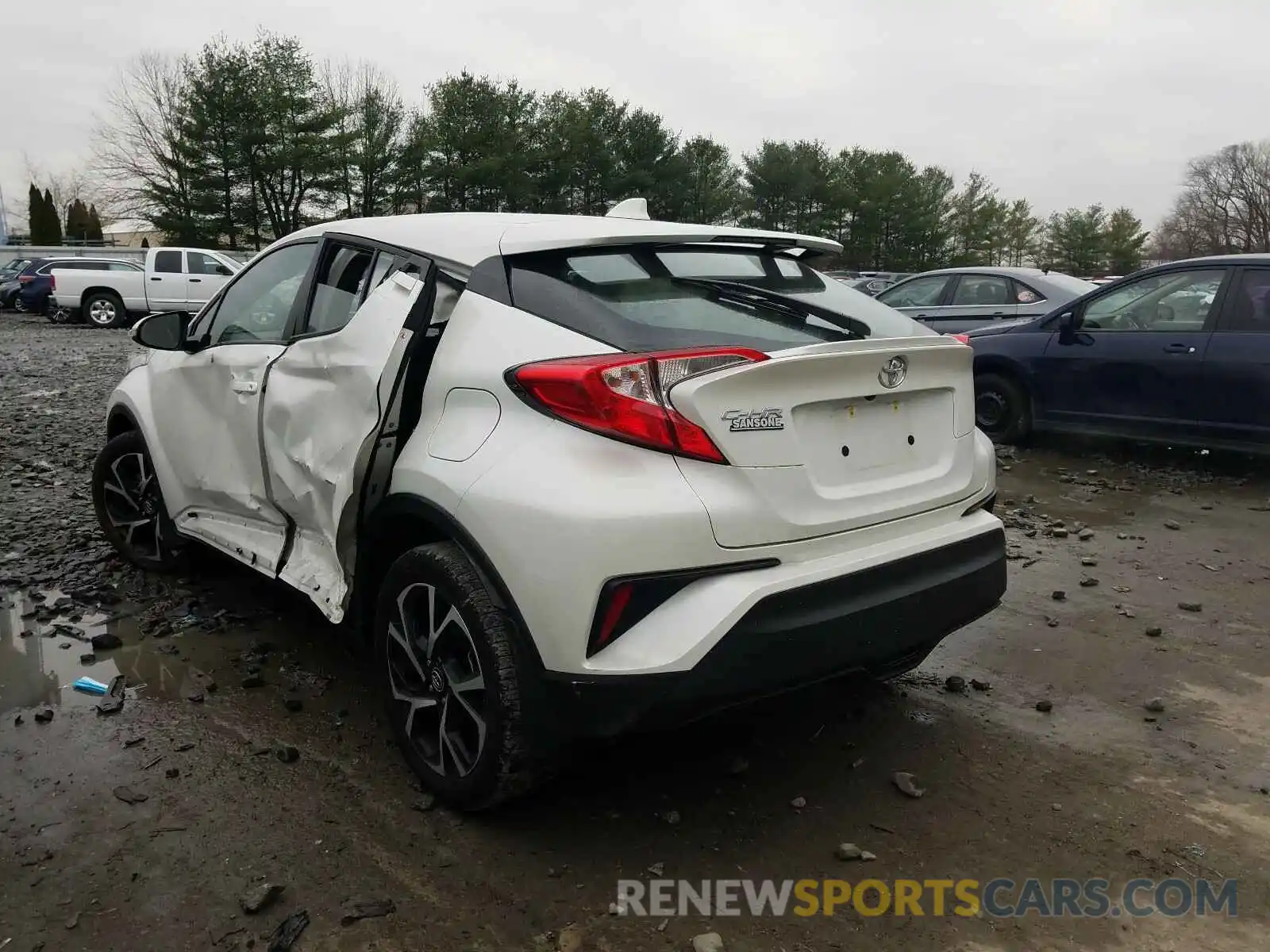 3 Photograph of a damaged car NMTKHMBX8KR092573 TOYOTA C-HR 2019