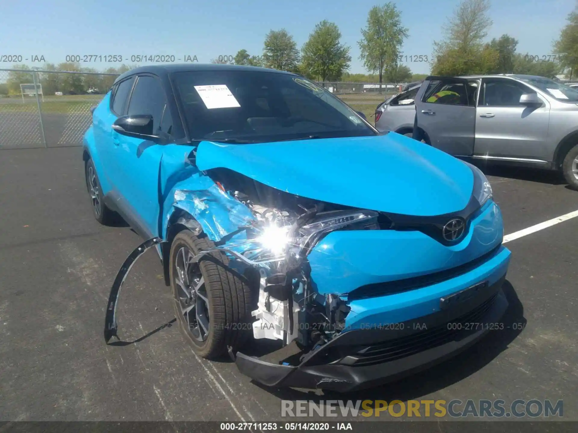 1 Photograph of a damaged car NMTKHMBX8KR095361 TOYOTA C-HR 2019