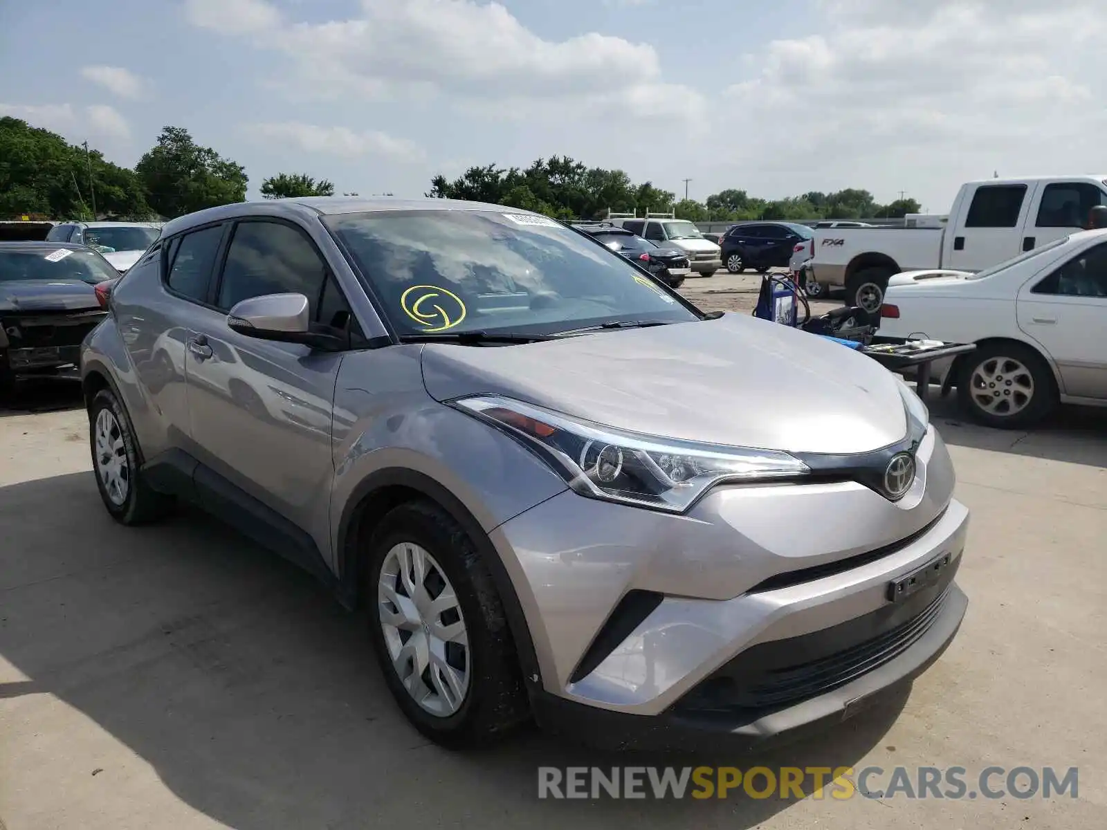 1 Photograph of a damaged car NMTKHMBX8KR098759 TOYOTA C-HR 2019