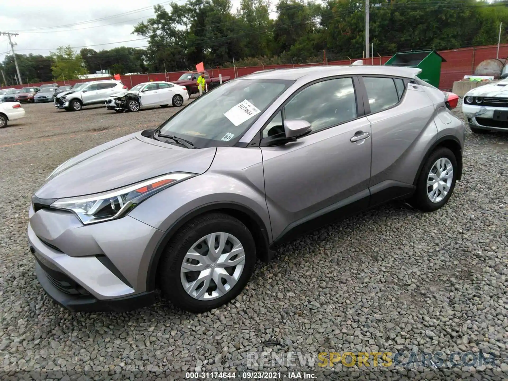 2 Фотография поврежденного автомобиля NMTKHMBX8KR099278 TOYOTA C-HR 2019