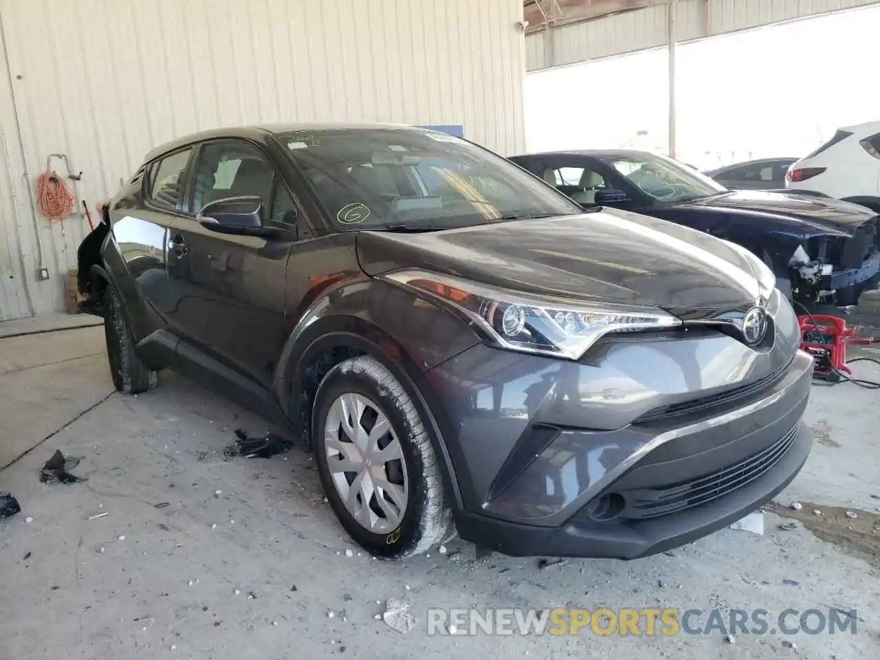 1 Photograph of a damaged car NMTKHMBX8KR100512 TOYOTA C-HR 2019