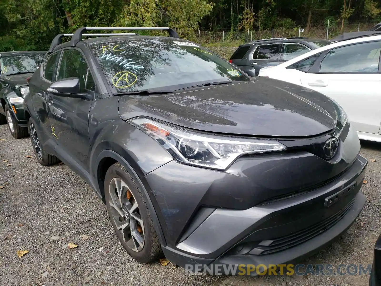 1 Фотография поврежденного автомобиля NMTKHMBX8KR100607 TOYOTA C-HR 2019