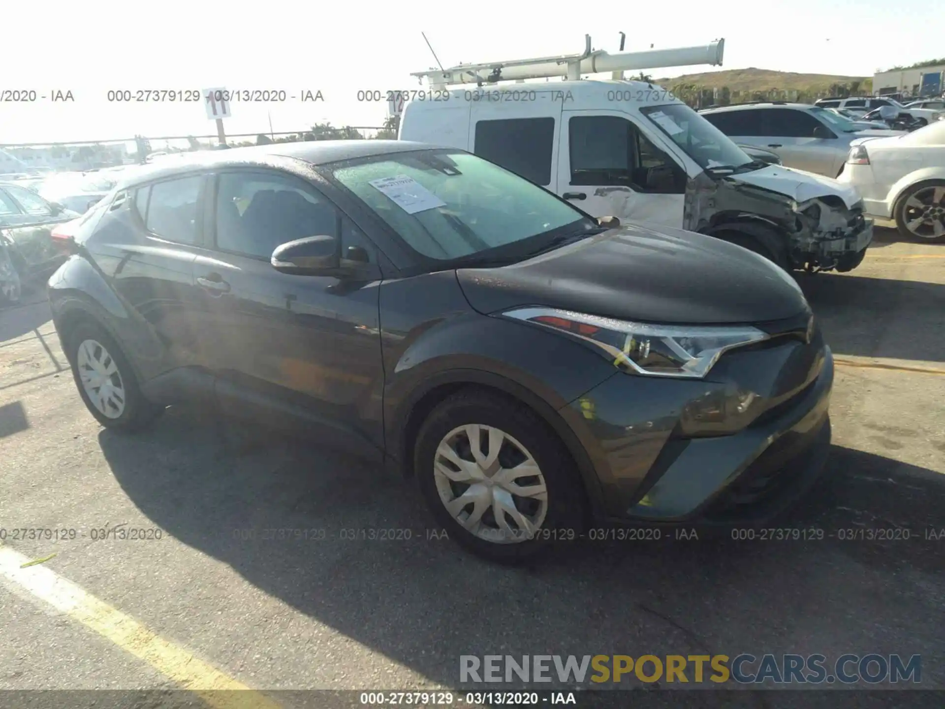 1 Photograph of a damaged car NMTKHMBX9KR069125 TOYOTA C-HR 2019