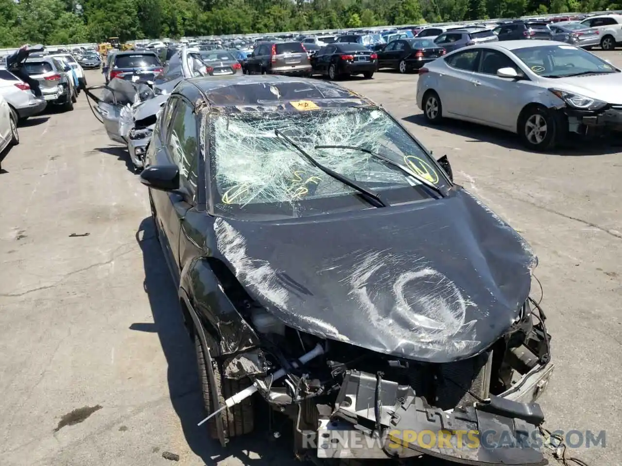 9 Photograph of a damaged car NMTKHMBX9KR073000 TOYOTA C-HR 2019