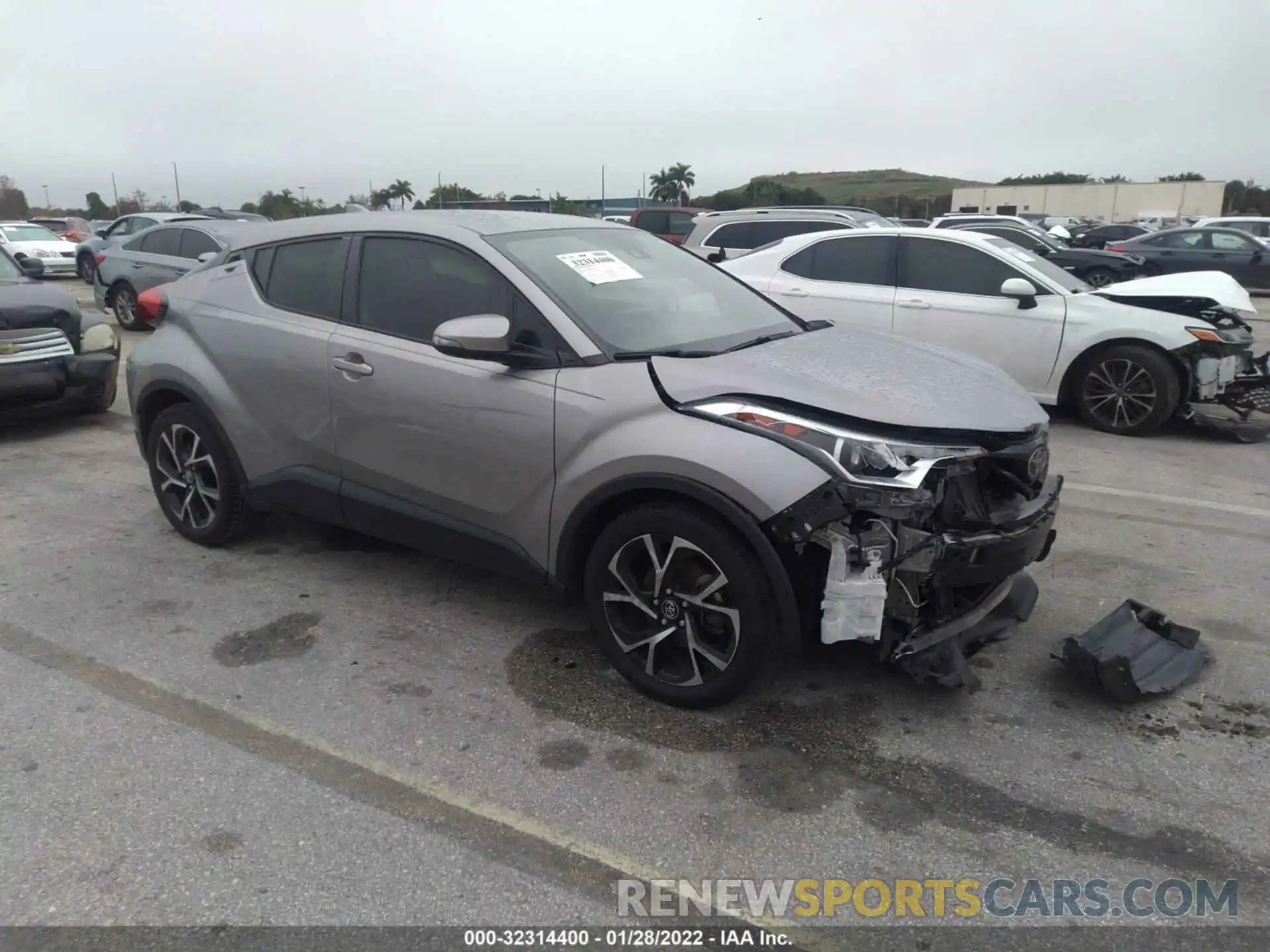 1 Photograph of a damaged car NMTKHMBX9KR078889 TOYOTA C-HR 2019