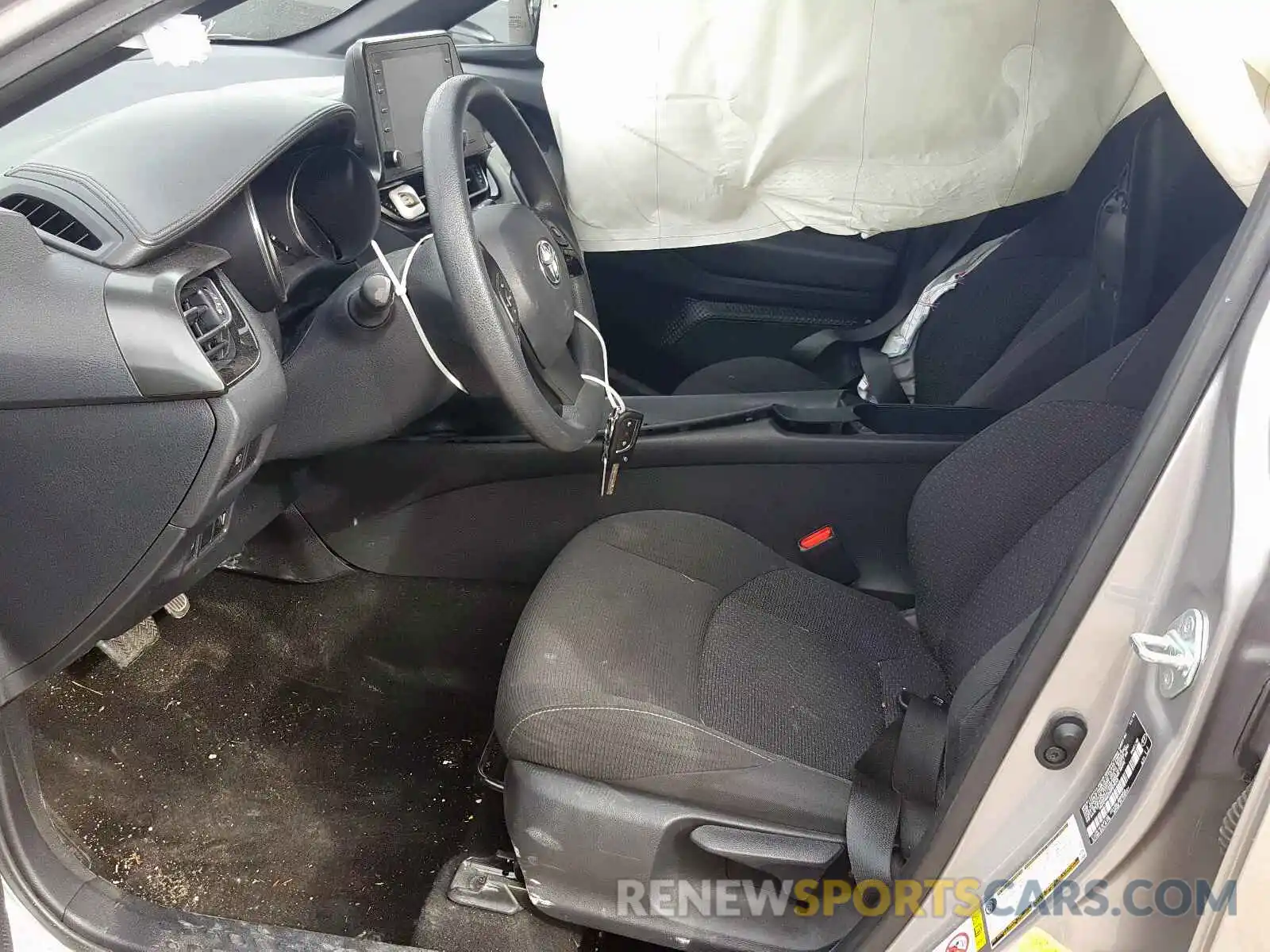 5 Photograph of a damaged car NMTKHMBX9KR079248 TOYOTA C-HR 2019