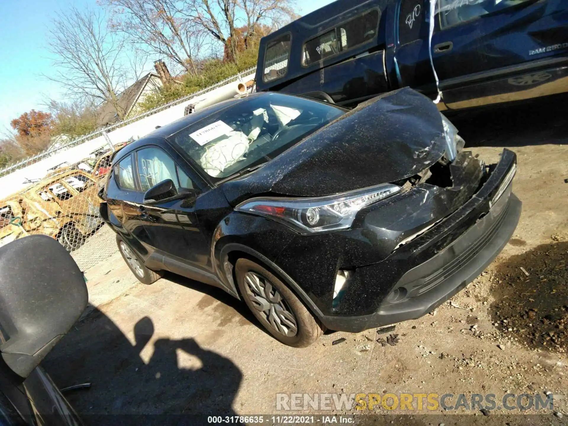 1 Photograph of a damaged car NMTKHMBX9KR079363 TOYOTA C-HR 2019