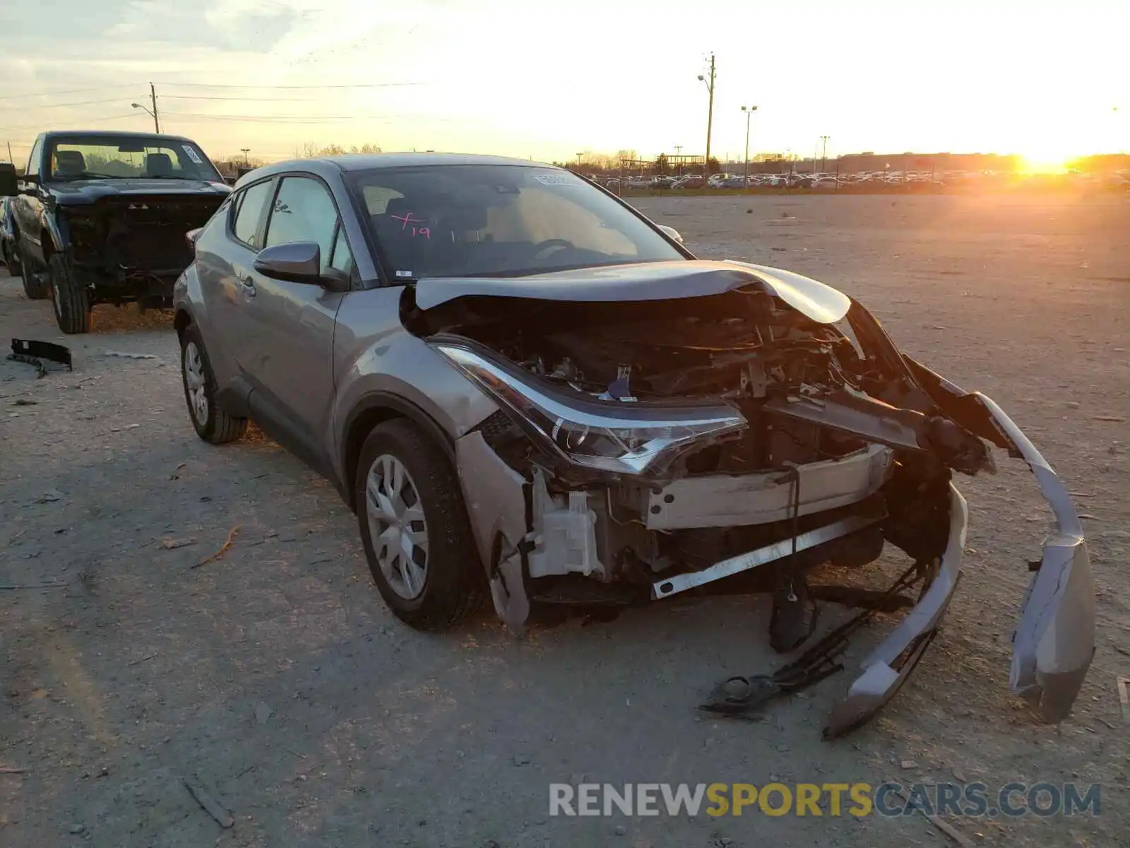 1 Photograph of a damaged car NMTKHMBX9KR079752 TOYOTA C-HR 2019