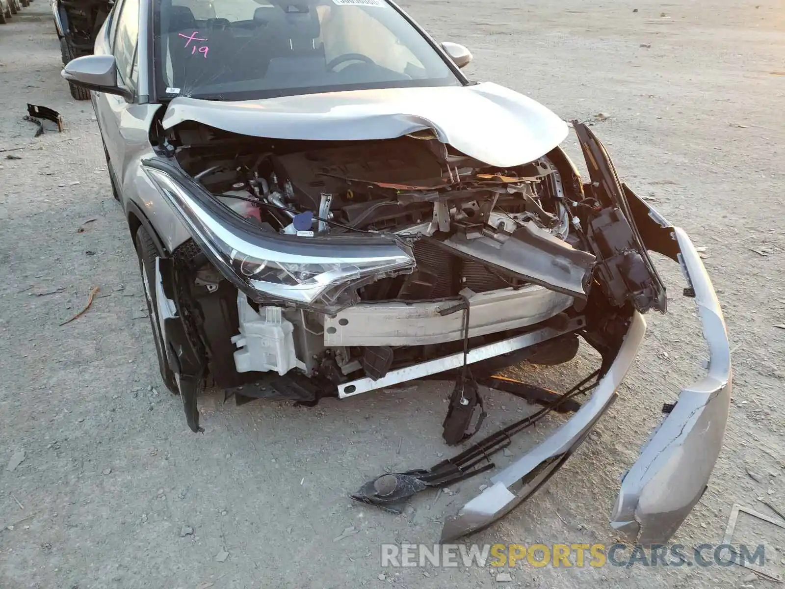 9 Photograph of a damaged car NMTKHMBX9KR079752 TOYOTA C-HR 2019