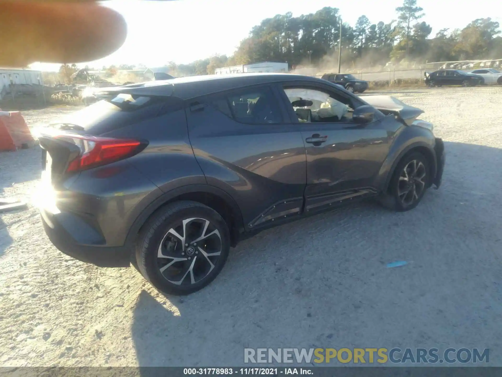 4 Photograph of a damaged car NMTKHMBX9KR084076 TOYOTA C-HR 2019