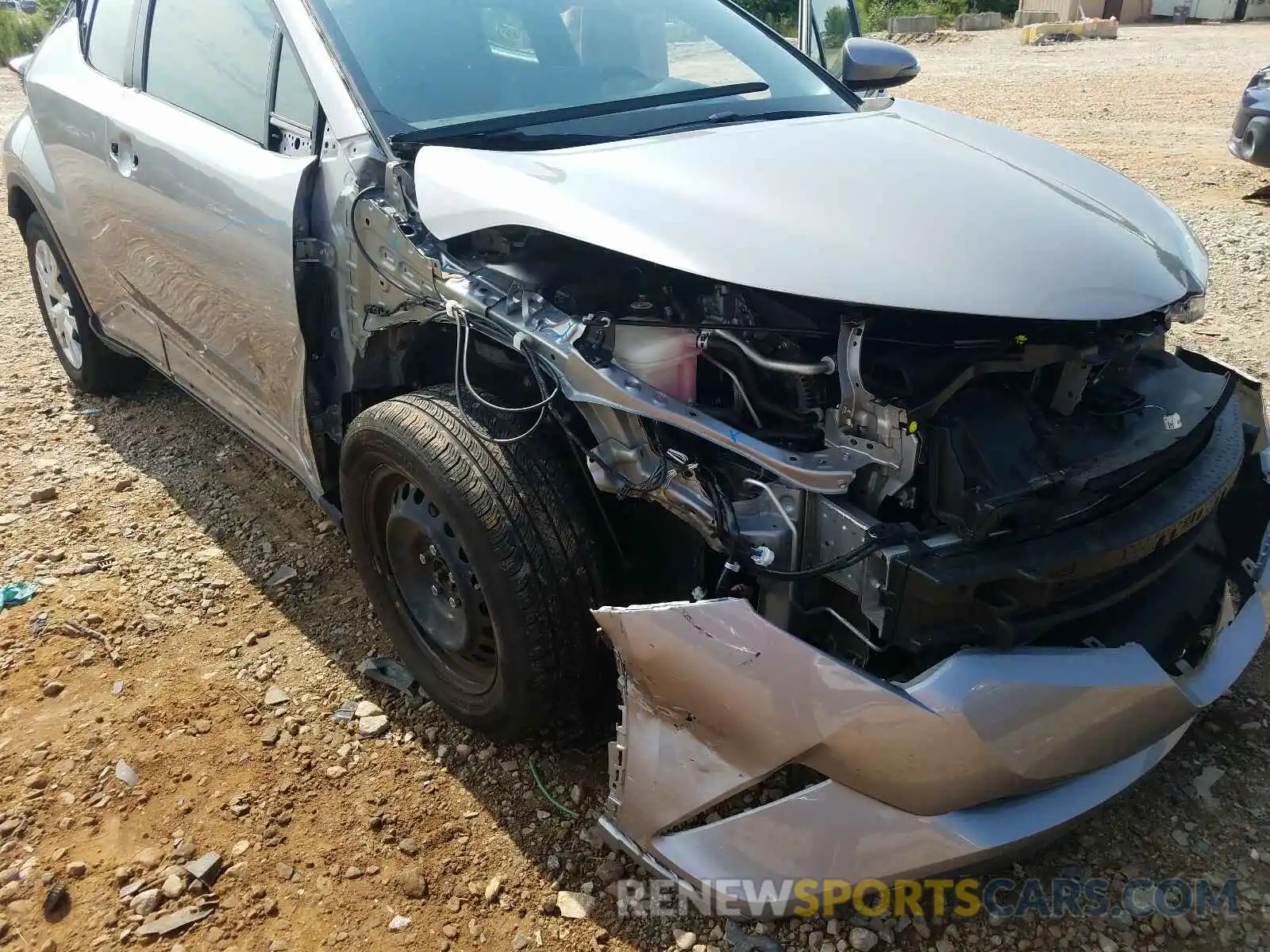 9 Photograph of a damaged car NMTKHMBX9KR085986 TOYOTA C-HR 2019