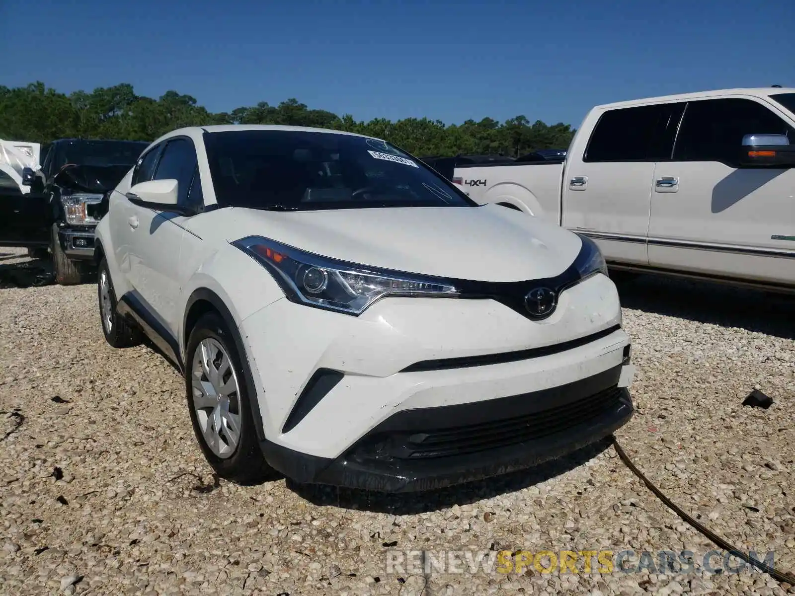 1 Фотография поврежденного автомобиля NMTKHMBX9KR086040 TOYOTA C-HR 2019