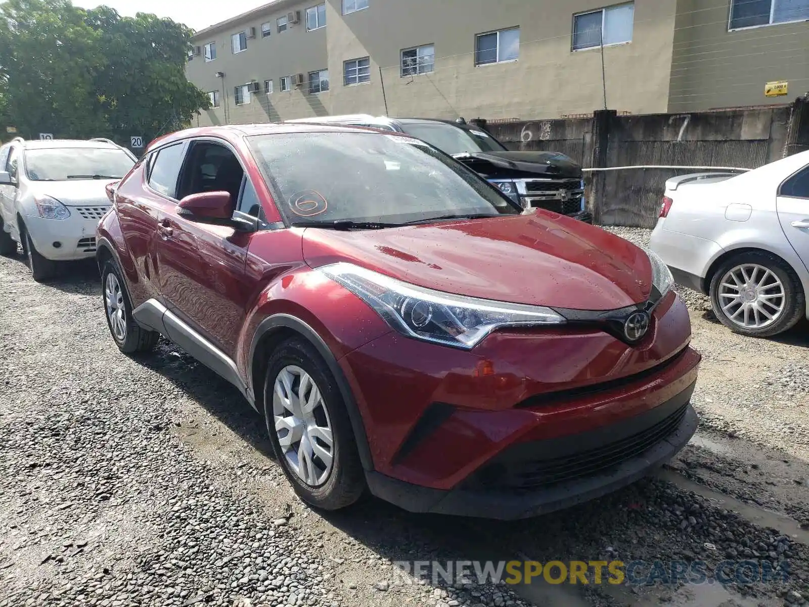 1 Photograph of a damaged car NMTKHMBX9KR088953 TOYOTA C-HR 2019