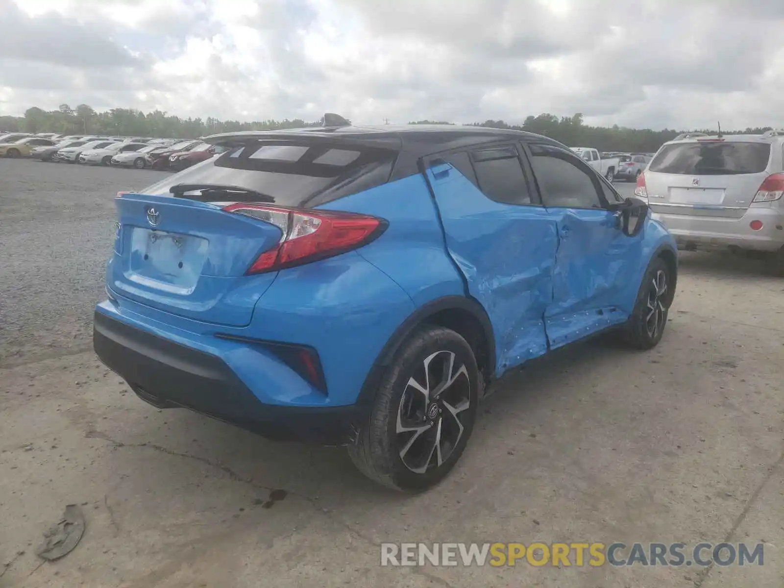 4 Photograph of a damaged car NMTKHMBX9KR090119 TOYOTA C-HR 2019