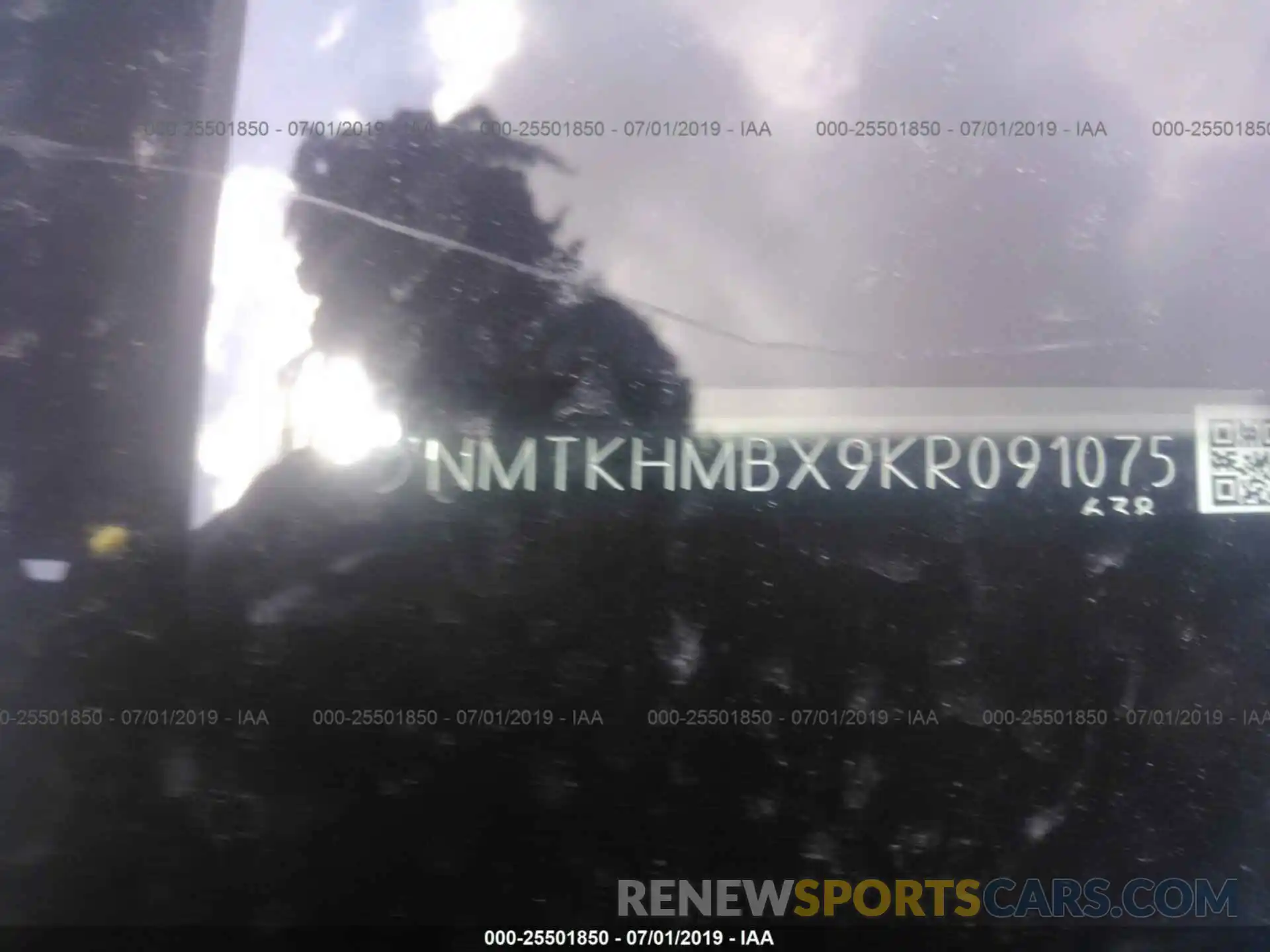 9 Photograph of a damaged car NMTKHMBX9KR091075 TOYOTA C-HR 2019