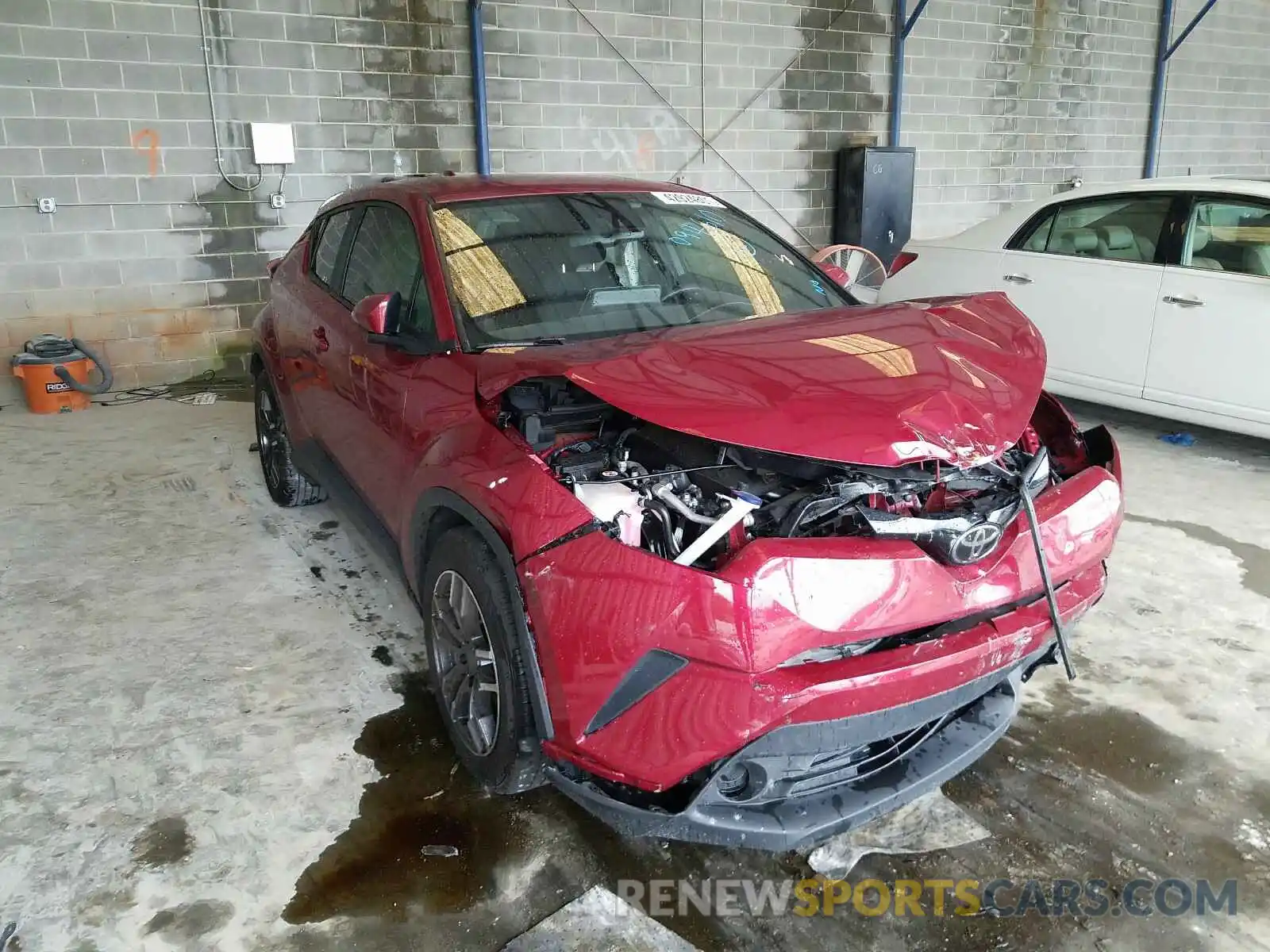 1 Photograph of a damaged car NMTKHMBX9KR094610 TOYOTA C-HR 2019