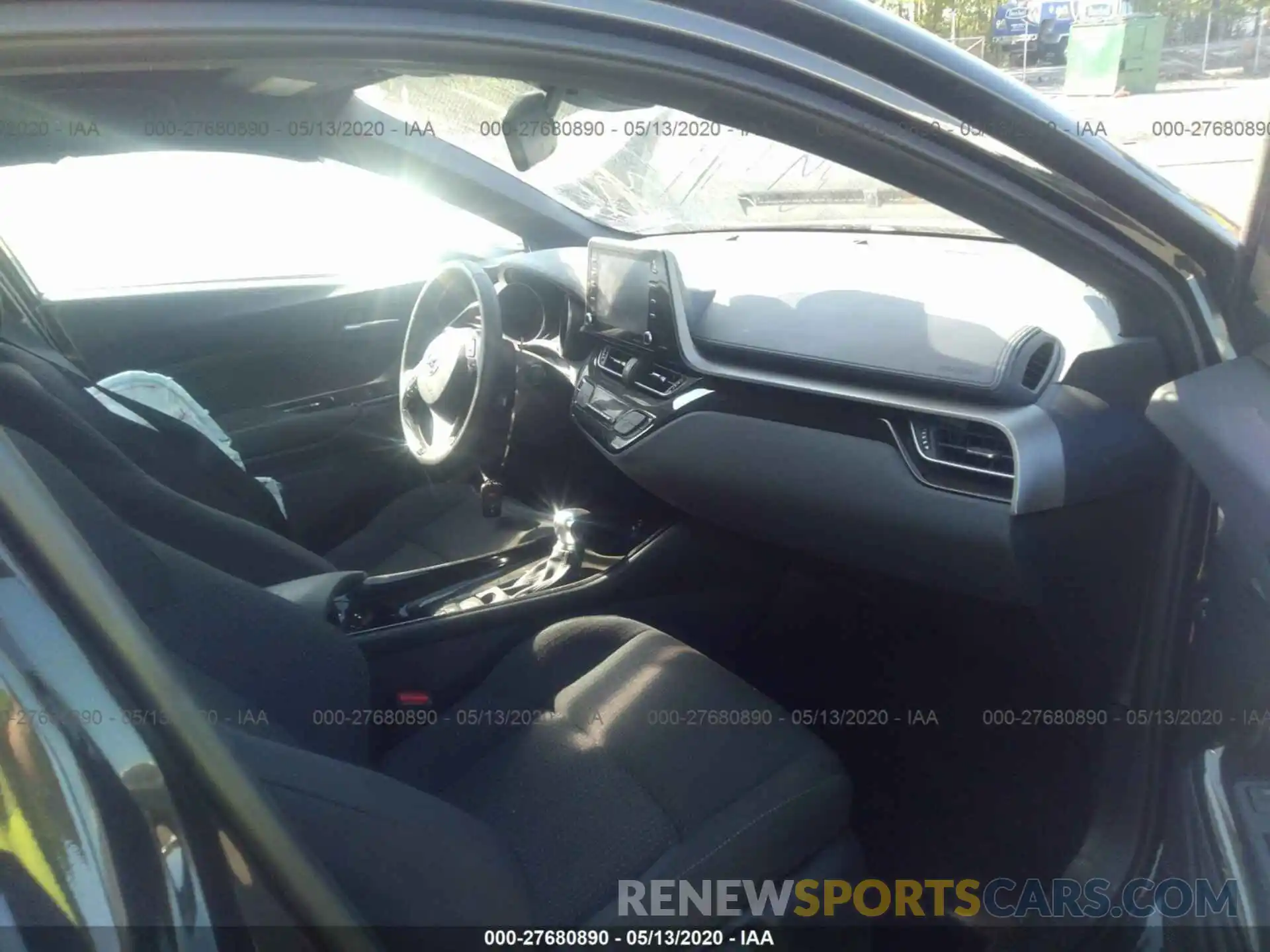 5 Photograph of a damaged car NMTKHMBX9KR096826 TOYOTA C-HR 2019