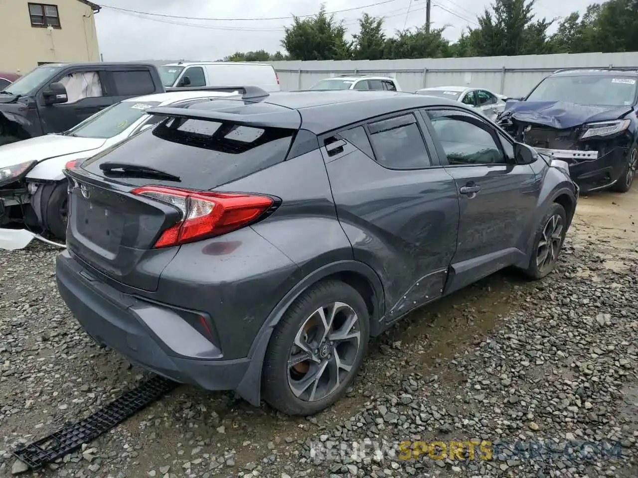 4 Фотография поврежденного автомобиля NMTKHMBX9KR099581 TOYOTA C-HR 2019