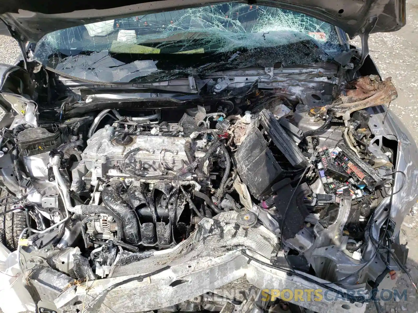 7 Фотография поврежденного автомобиля NMTKHMBX9KR100034 TOYOTA C-HR 2019